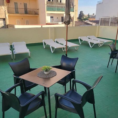 Das Hostal El Arenal  Exterior photo